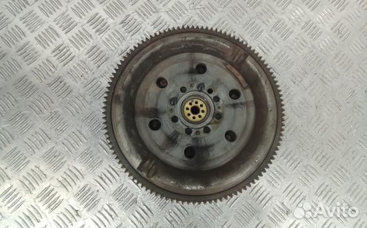 Маховик демпферный дизельный KIA carens 3 (ZML15A4