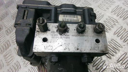 Блок ABS toyota avensis T27 (KNI11KW01)