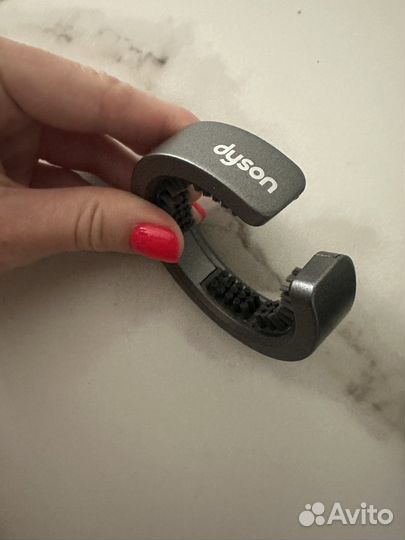 Щетка для чистки фильтра Dyson