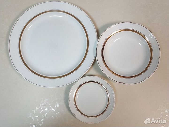 Блюдо, тарелки, клеймо зик, Конаково