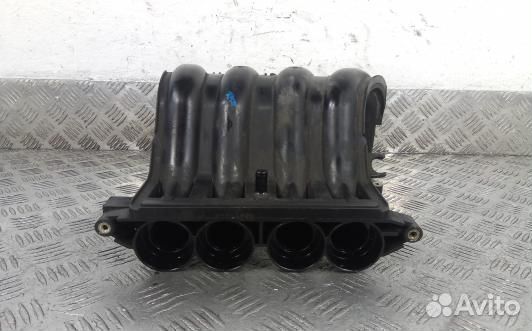 Впускной коллектор бензиновый nissan note E11 (DEA