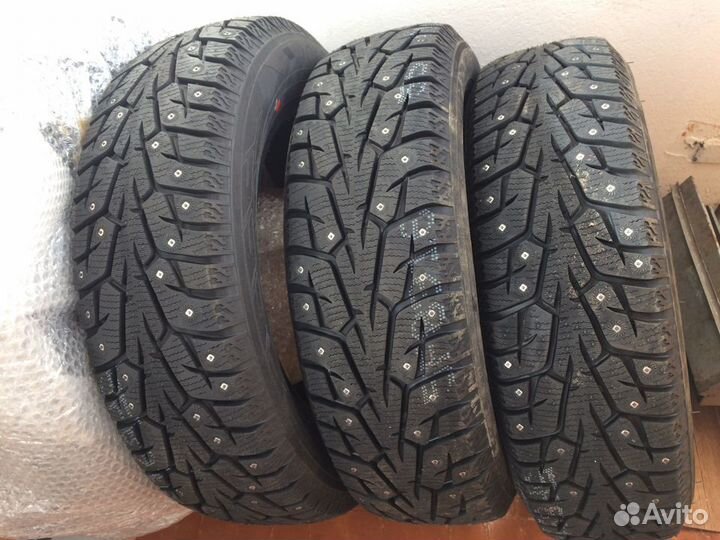 Yokohama Ice Guard Stud IG55 235/65 R17