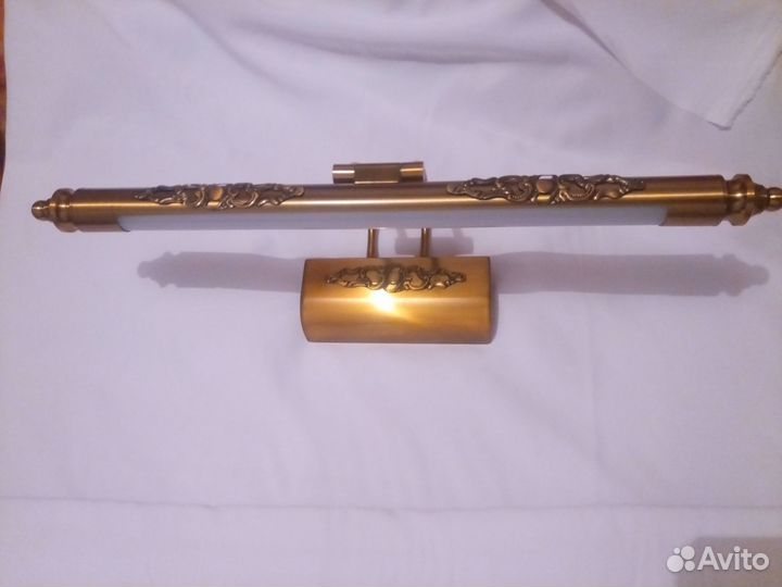 Светильники настенные