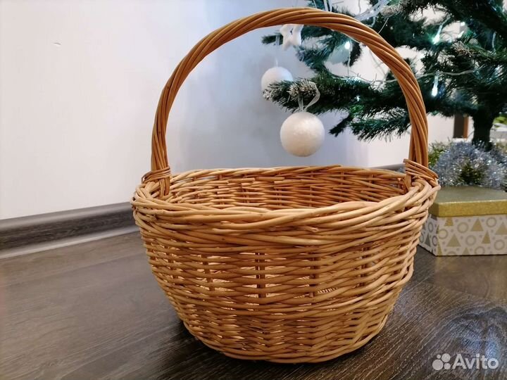 Корзины, изделия из ивовой лозы