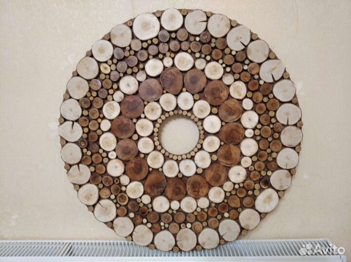 Панно из спилов деревьев