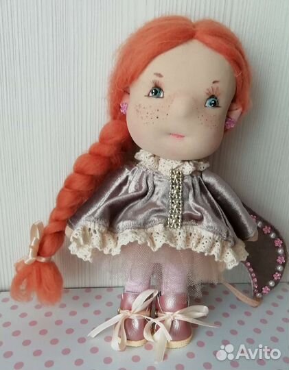 Куколка с кокошником