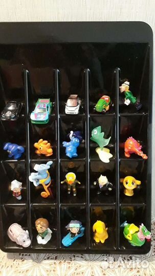 Игрушки из киндеров, много