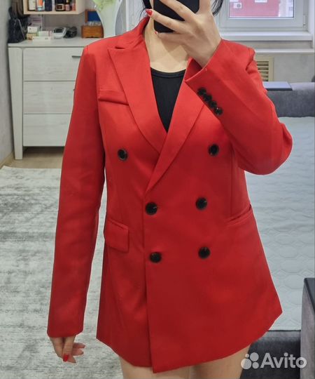 Пиджак красный S