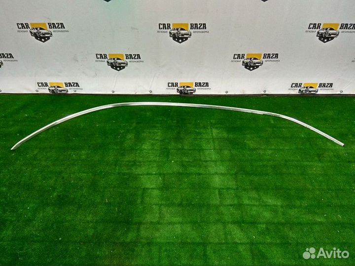 Молдинг крыши Audi8U0853703