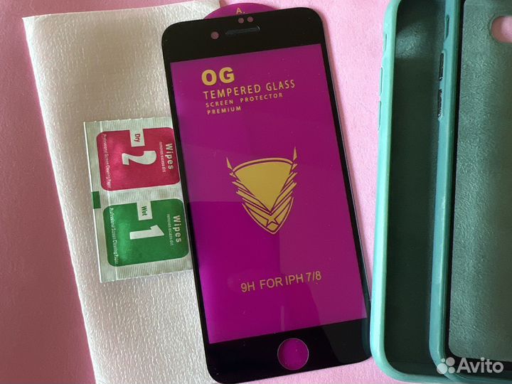 Защитное стекло на iPhone 7, 8, SE II