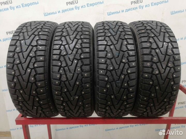 Pirelli Ice Zero 215/55 R16 98R