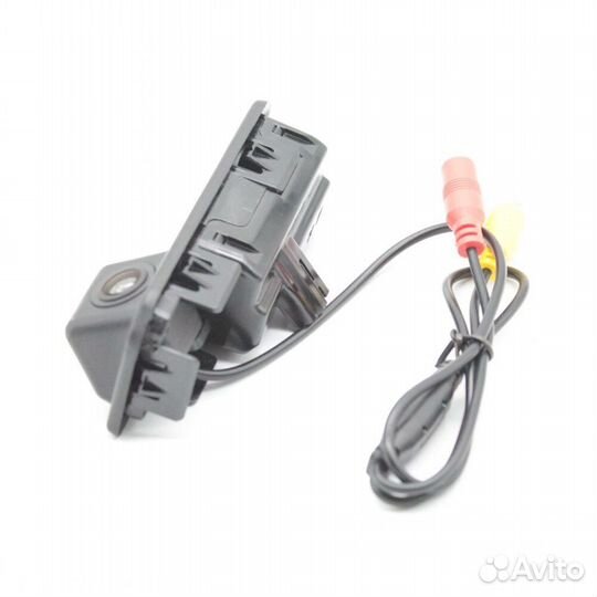 Камера заднего вида в ручку Skoda Kodiaq