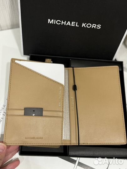 Обложка на паспорт michael kors