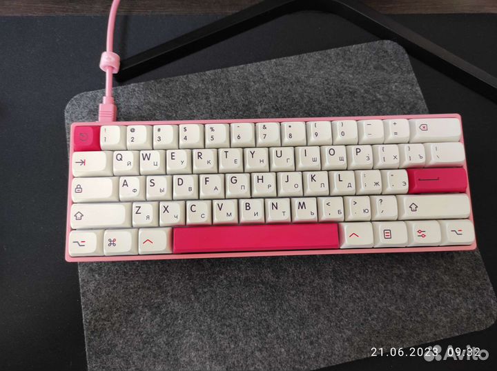 XDA Кейкапы для TKL клавиатуры с кириллицей