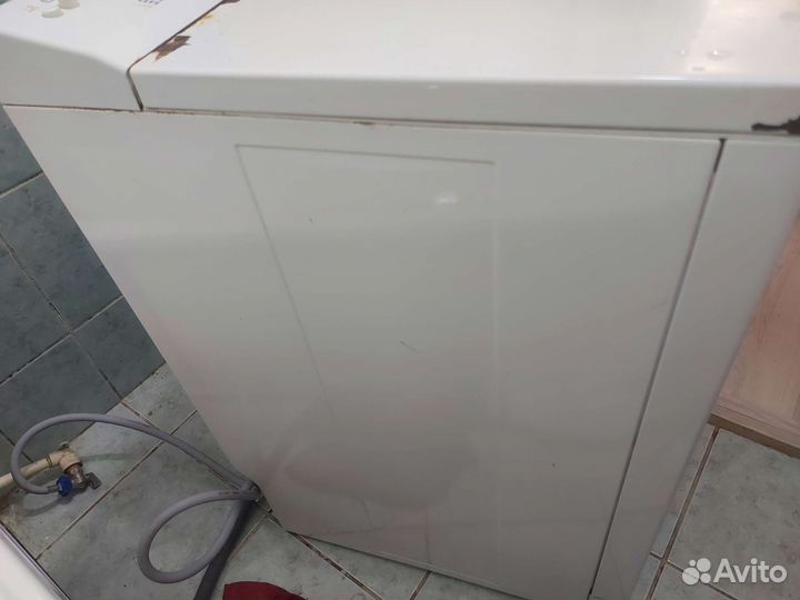 Стиральная машина с вертикальной загрузкой