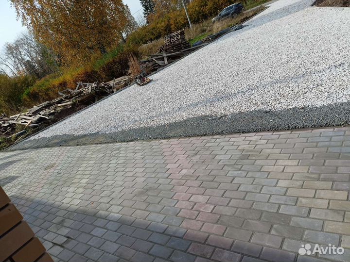 Укладка тротуарной плитки брусчатки