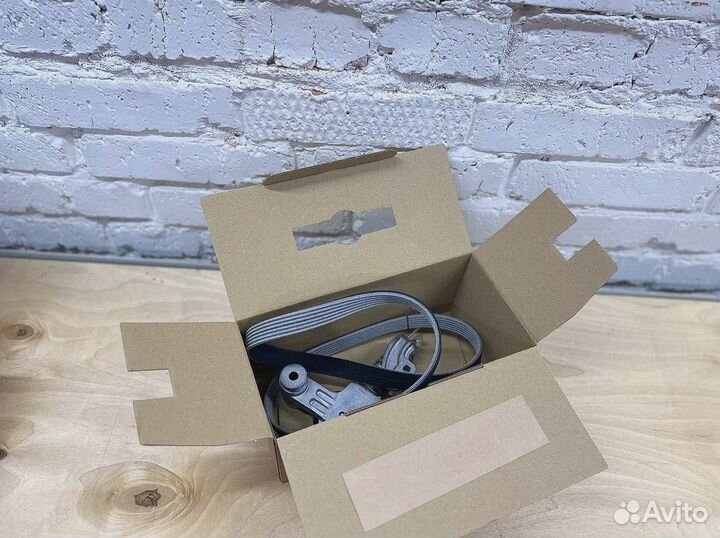 Ремень привода навесных агрегатов, volvo 31480362