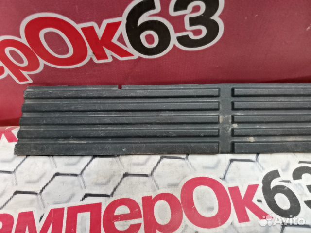 Накладка на подножку правый Toyota Land Cruiser