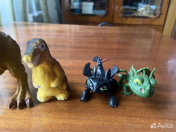 Динозавры и драконы