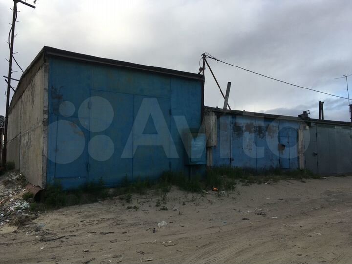 Гараж, > 30 м²