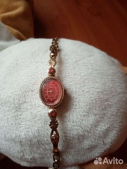 Часы женские 