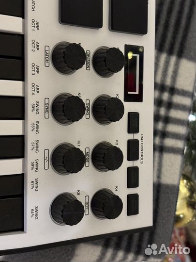 Midi клавиатура akai mpk mini 3