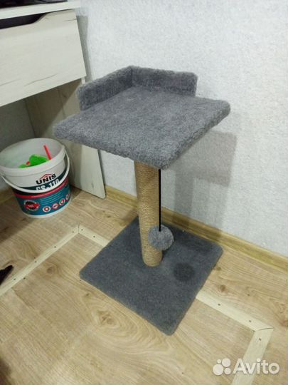 Лежанка для кошек новая