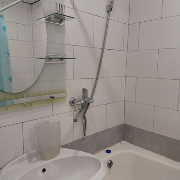 4-к. квартира, 110 м², 4/5 эт.