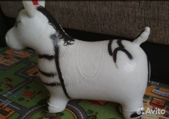 Резиновая лошадка