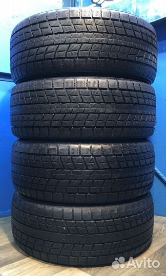 Dunlop Winter Maxx SJ8 275/50 R21