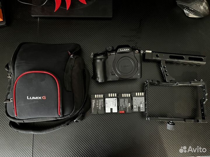 Panasonic GH5 + 4 акб + клетка + карта 128gb