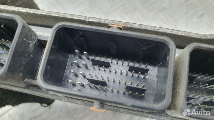 Блок управления двигателем Nissan Qashqai 1 J10