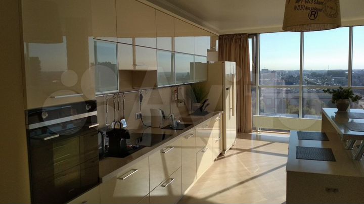 2-к. квартира, 135 м², 12/19 эт.