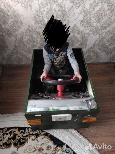 Машинка детская
