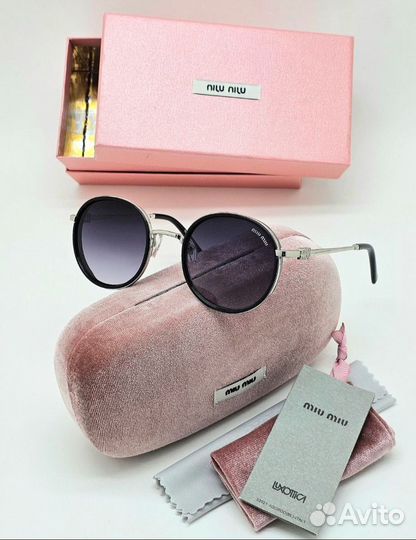 Солнцезащитные очки женские Miu Miu