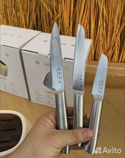 Ножи с подставкой Smeg