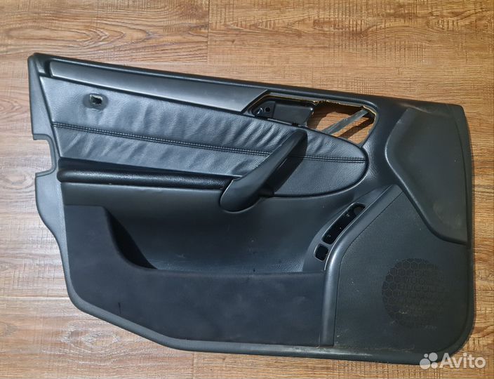 Обшивки дверные w203