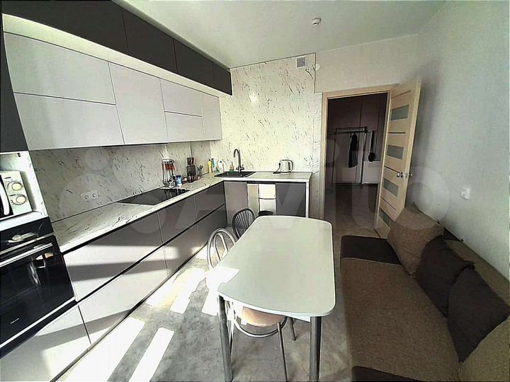 1-к. квартира, 42 м², 8/9 эт.