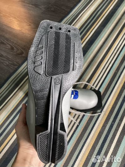 Ботинки лыжные 32 размер