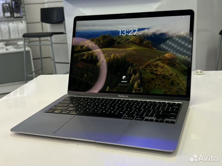 Apple macbook air i3/16gb/256gb