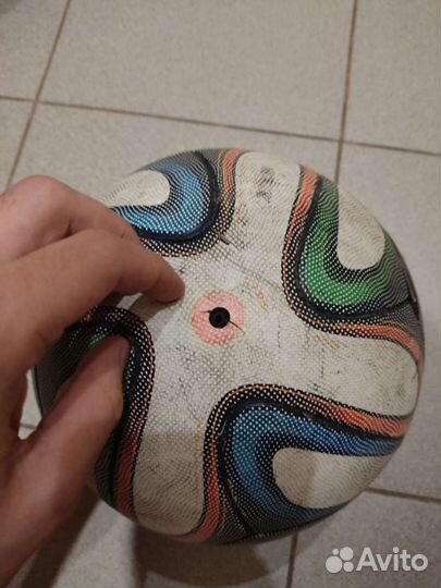 Футбольный мяч adidas brazuca