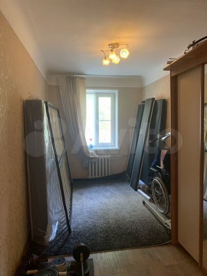 3-к. квартира, 57 м², 1/2 эт.