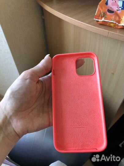 Чехол на айфон 12