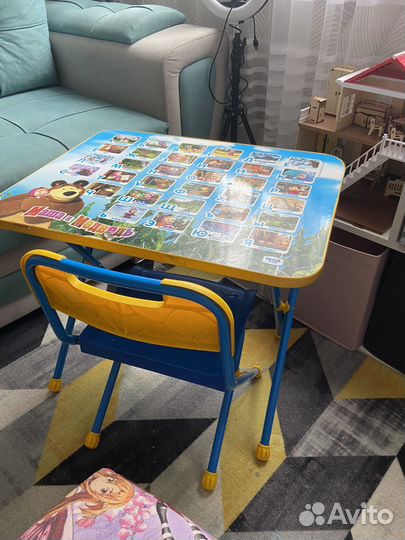 Детский стол и стул