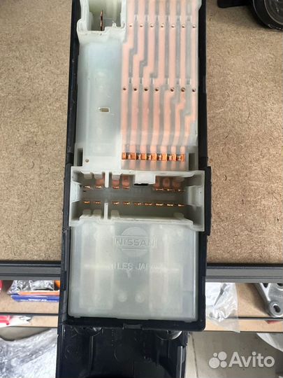 Кнопки стеклоподъемника в сборе Subaru Impreza, пр