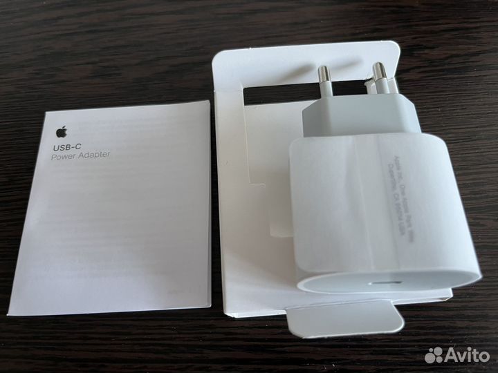 Адаптер для iPhone/AirPods 20W type-c/lighting