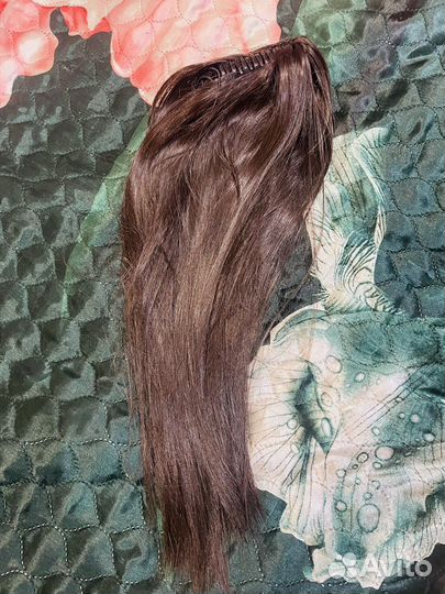 Хвост на заколке