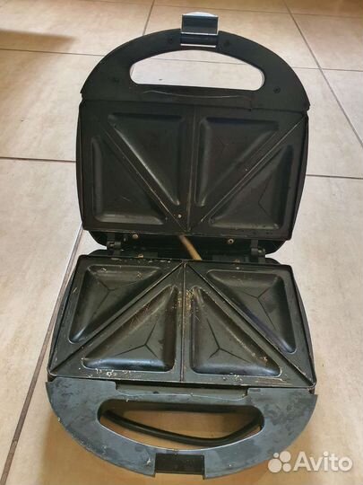 Сэндвичница Sinbo SSM-2513