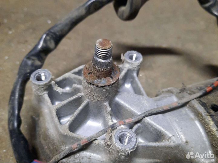 Моторчик дворников mazda 626 ge