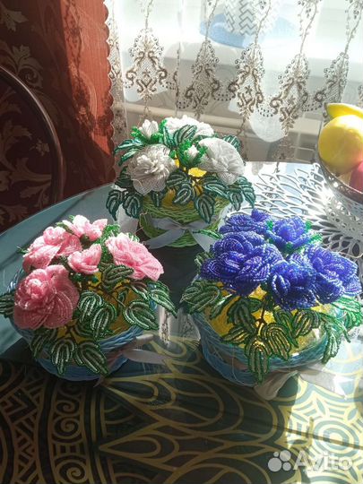 Цветы из бисера